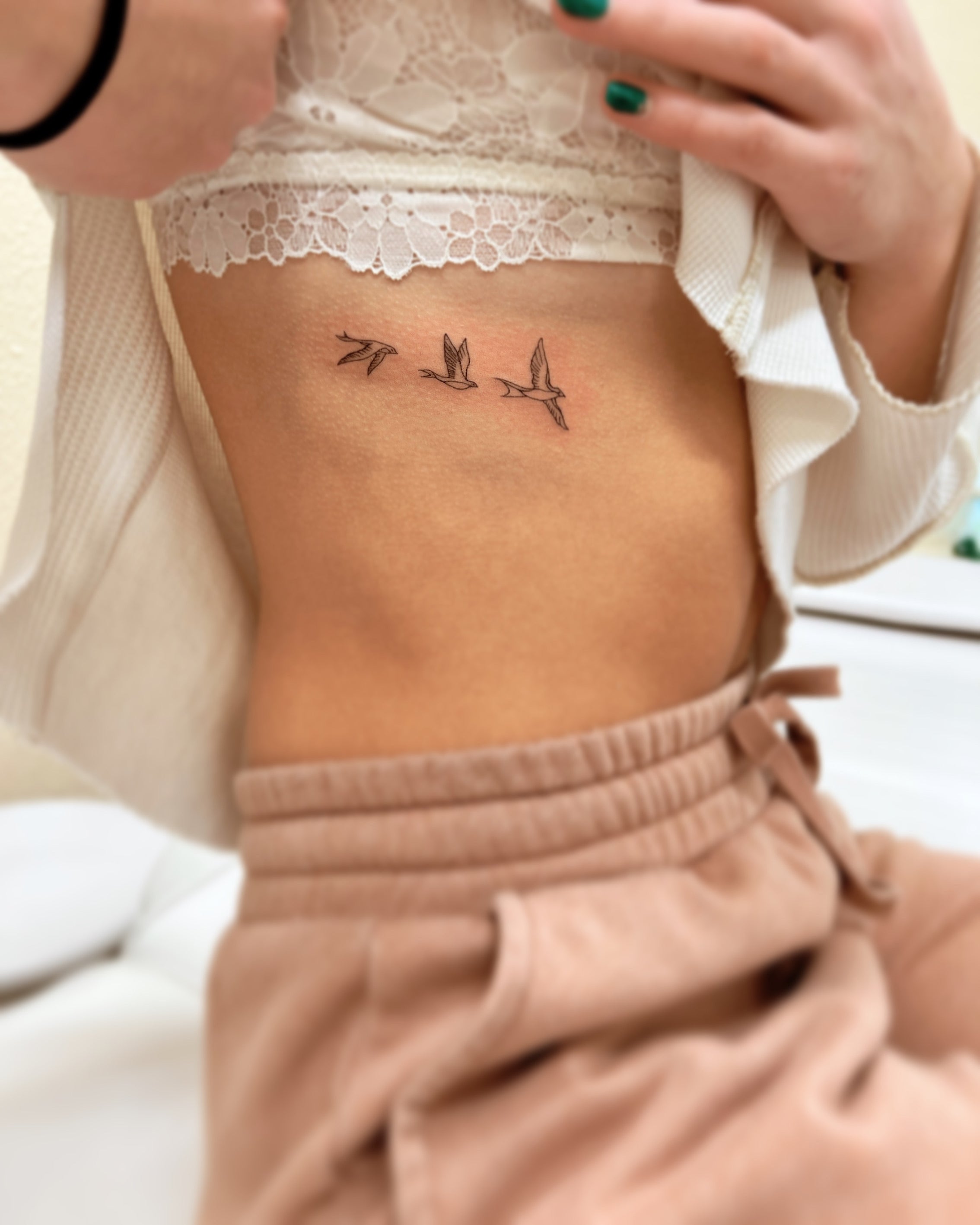180+ Cute Tiny Tattoos Ideas for Women (2024) - TattoosBoyGirl | Small rib  tattoos, Tiny tattoos, Rib tattoos for women quotes